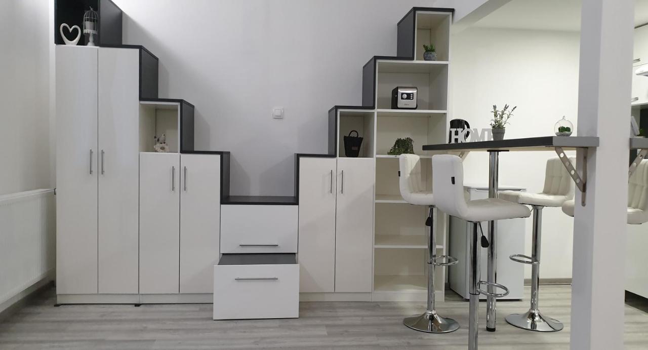 Apartament Belvarosi Apartman 2 Miszkolc Zewnętrze zdjęcie