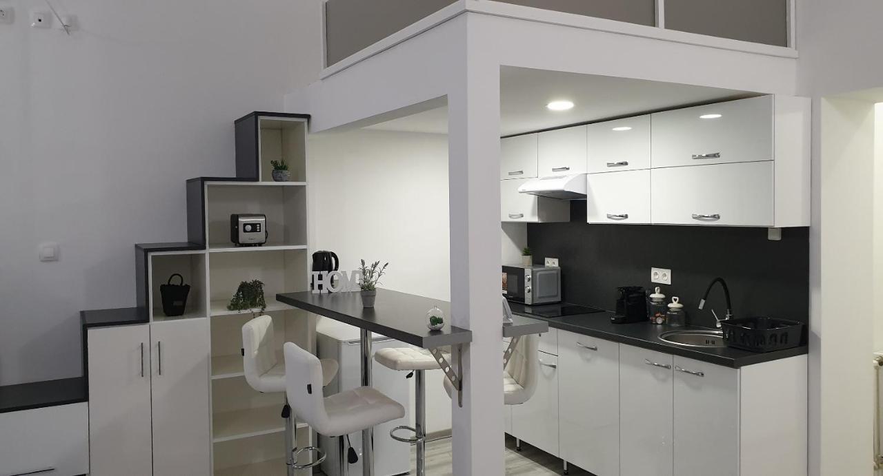 Apartament Belvarosi Apartman 2 Miszkolc Zewnętrze zdjęcie